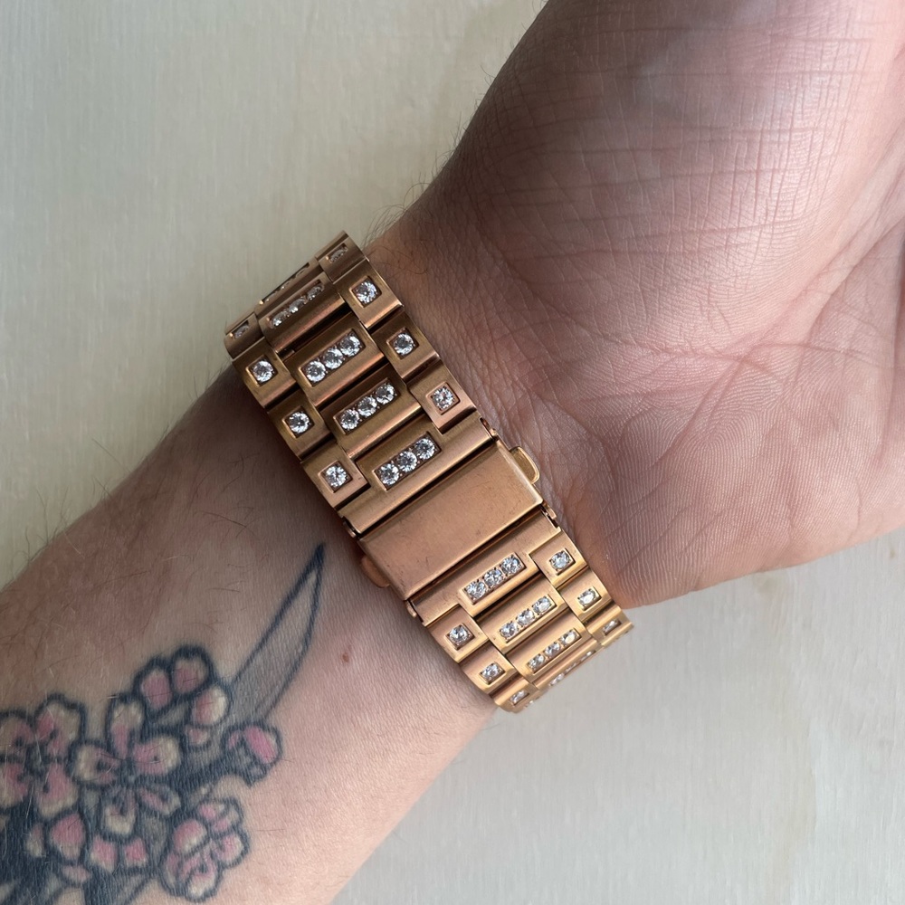42/44mm M/L Silver & Gold Metal Apple Watch Band
